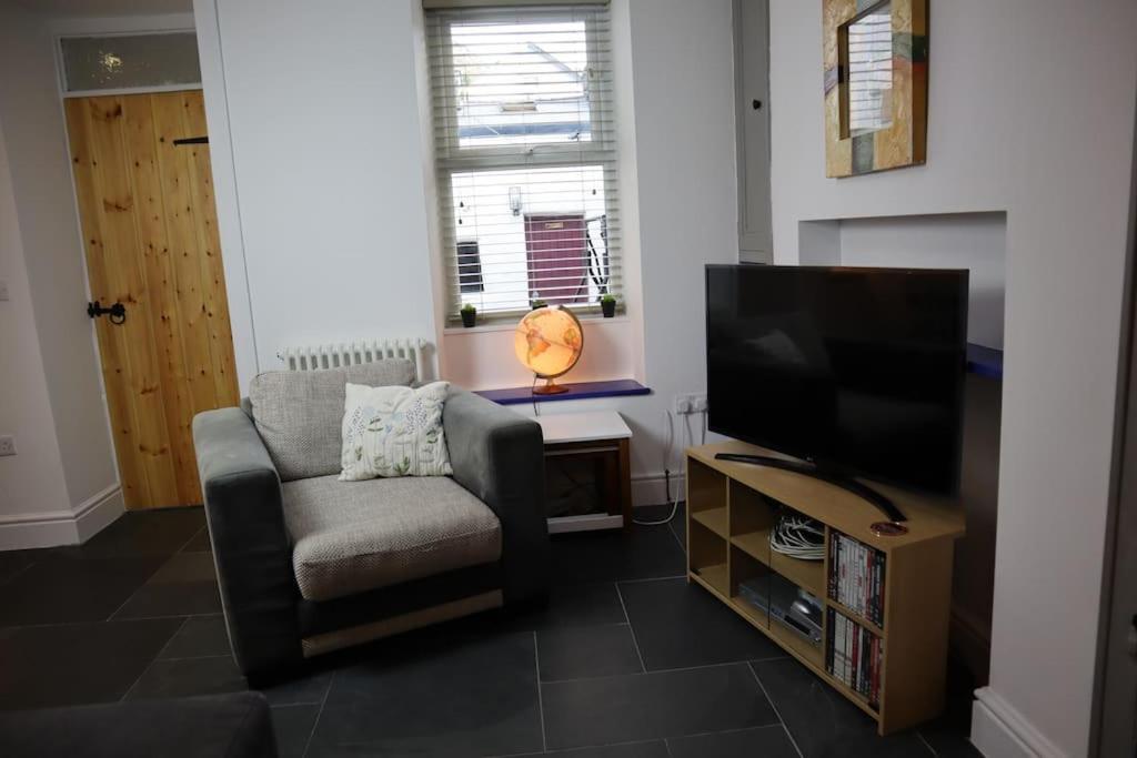 Dol Bach - Your Homely Welsh Cottage In The Heart Of Snowdonia Блайнай-Фестініоґ Екстер'єр фото